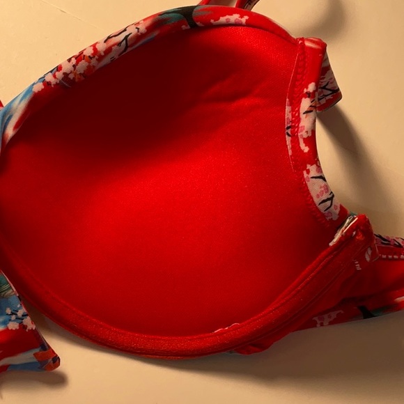 B11 Hot Topic Disney Retro Mulan Swim Bikini Top Padded Underwire S M - Picture 4 of 6